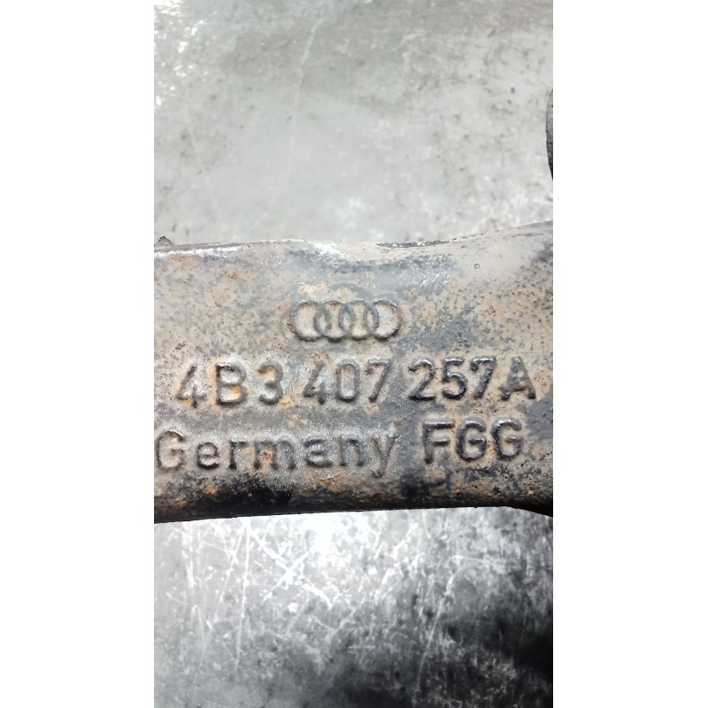 Recambio de mangueta delantera izquierda para audi a4 b5 avant (8d5) s4 quattro referencia OEM IAM 4B3407257A  