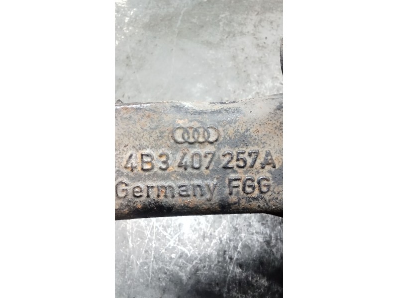 Recambio de mangueta delantera izquierda para audi a4 b5 avant (8d5) s4 quattro referencia OEM IAM 4B3407257A  