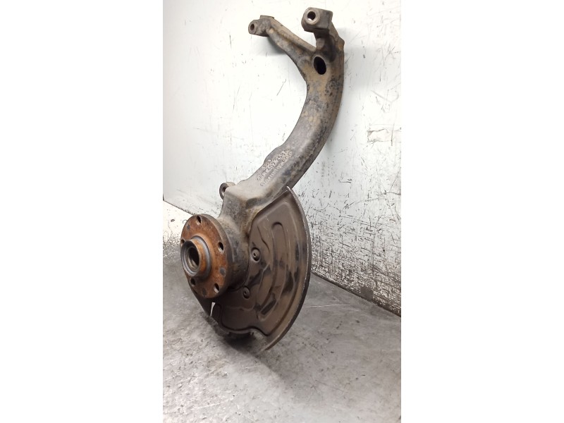 Recambio de mangueta delantera derecha para audi a4 b5 avant (8d5) s4 quattro referencia OEM IAM 4B3407258A  