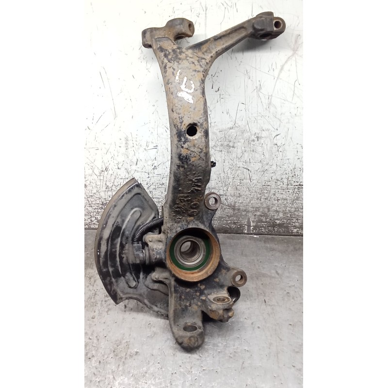 Recambio de mangueta delantera derecha para audi a4 b5 avant (8d5) s4 quattro referencia OEM IAM 4B3407258A  