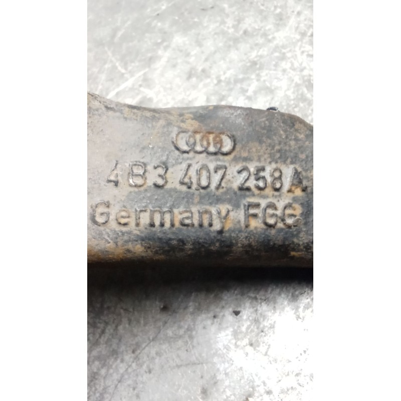 Recambio de mangueta delantera derecha para audi a4 b5 avant (8d5) s4 quattro referencia OEM IAM 4B3407258A  