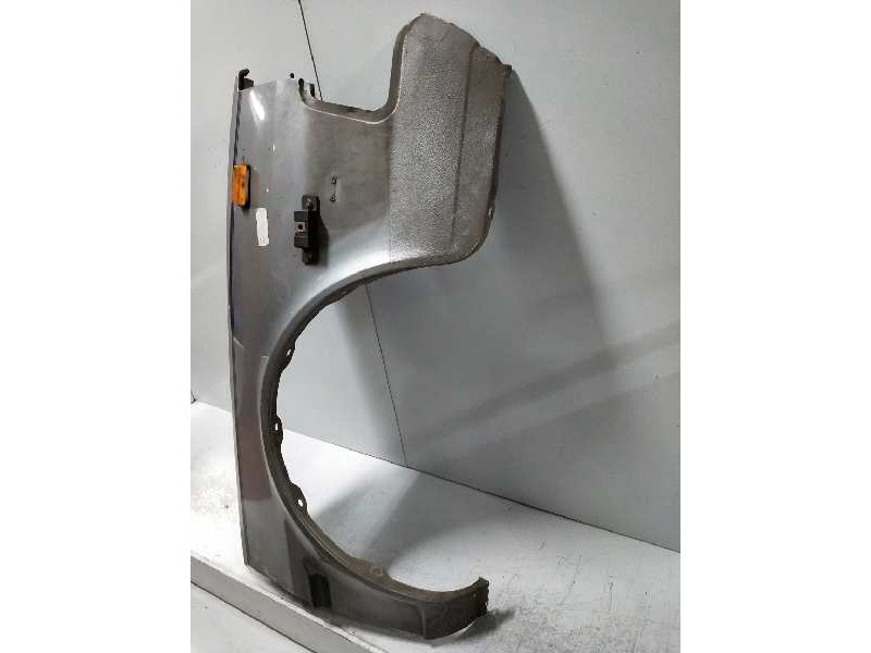 Recambio de aleta delantera derecha para volvo serie 360 referencia OEM IAM   