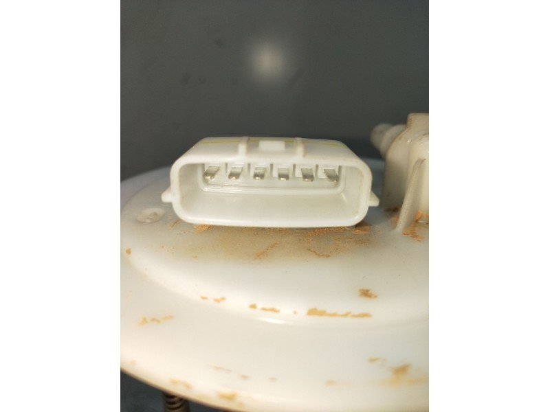 Recambio de bomba combustible para nissan qashqai ii (j11, j11_) 1.2 dig-t referencia OEM IAM 058020023 17404ED0A S0183D987