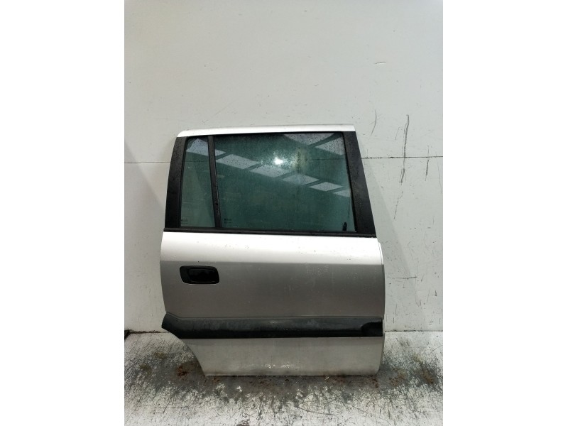 Recambio de puerta trasera derecha para opel zafira a club referencia OEM IAM  5P 