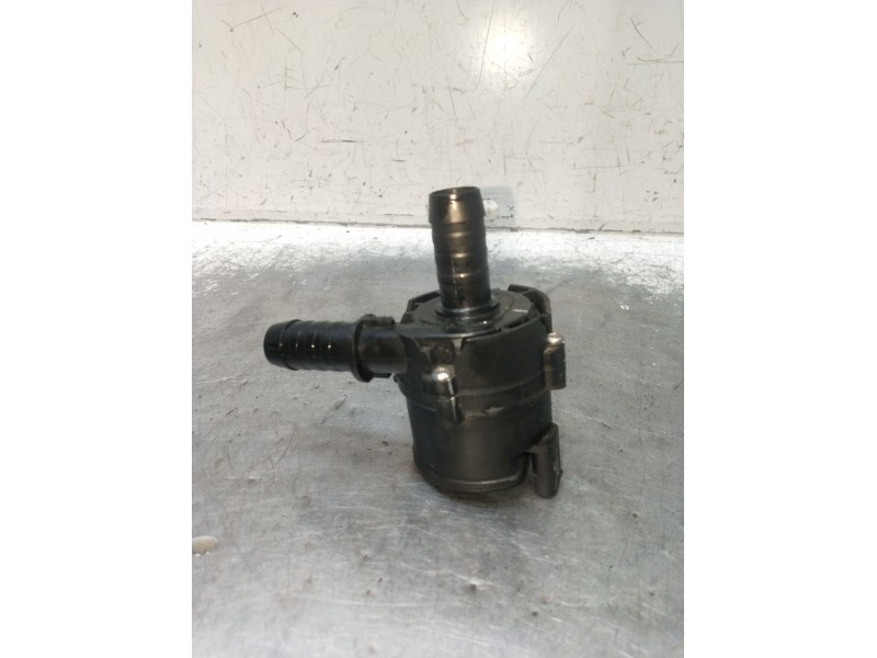 Recambio de bomba agua para ford mondeo v sedán (cd) 2.0 hybrid referencia OEM IAM DS788C419AC  