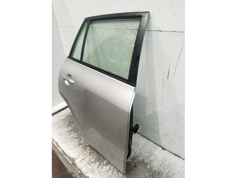 Recambio de puerta trasera derecha para toyota rav 4 iii (_a3_) 2.2 d 4wd (ala30_) referencia OEM IAM  5P 