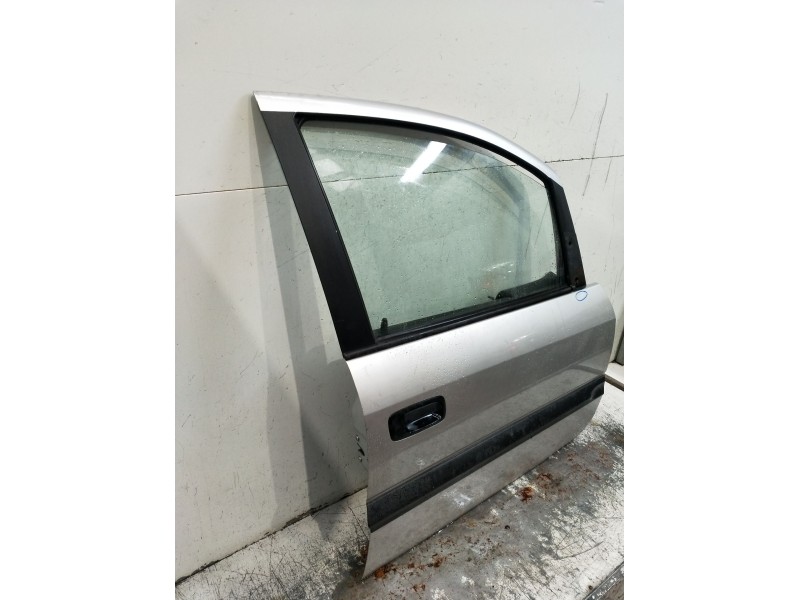 Recambio de puerta delantera derecha para opel zafira a club referencia OEM IAM  5P VER FOTOS