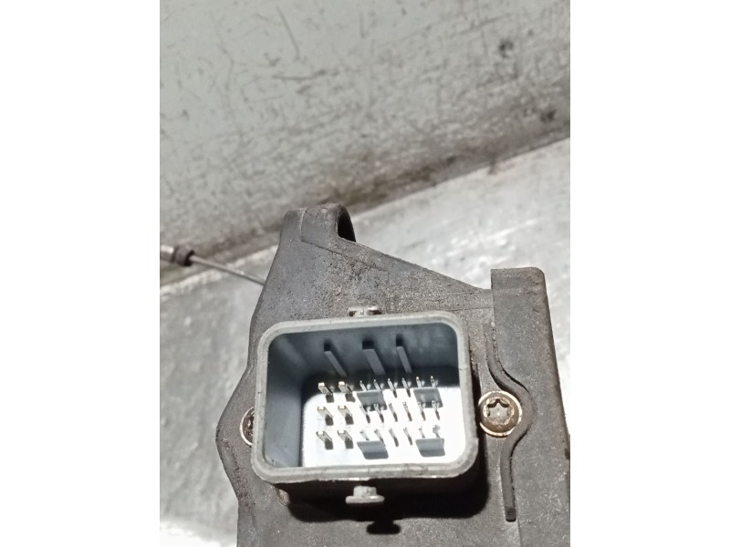 Recambio de freno de mano electrico para renault scénic ii (jm0/1_) 1.9 dci (jm0g, jm12, jm1g, jm2c) referencia OEM IAM   