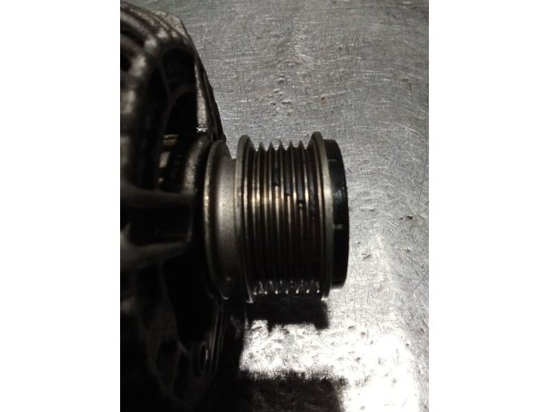 Recambio de alternador para volkswagen golf v (1k1) 1.9 tdi referencia OEM IAM 06F903023F 0124525091 140A