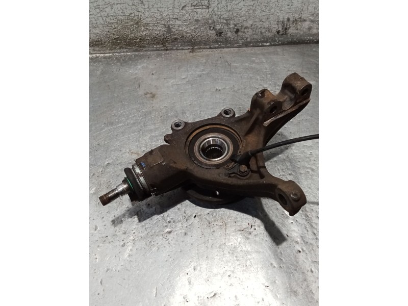 Recambio de mangueta delantera derecha para peugeot 307 berlina (s2) xr referencia OEM IAM   