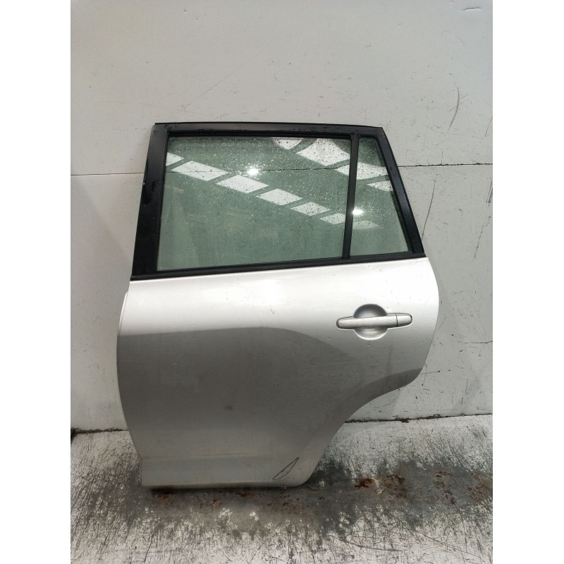 Recambio de puerta trasera izquierda para toyota rav 4 iii (_a3_) 2.2 d 4wd (ala30_) referencia OEM IAM  5P 
