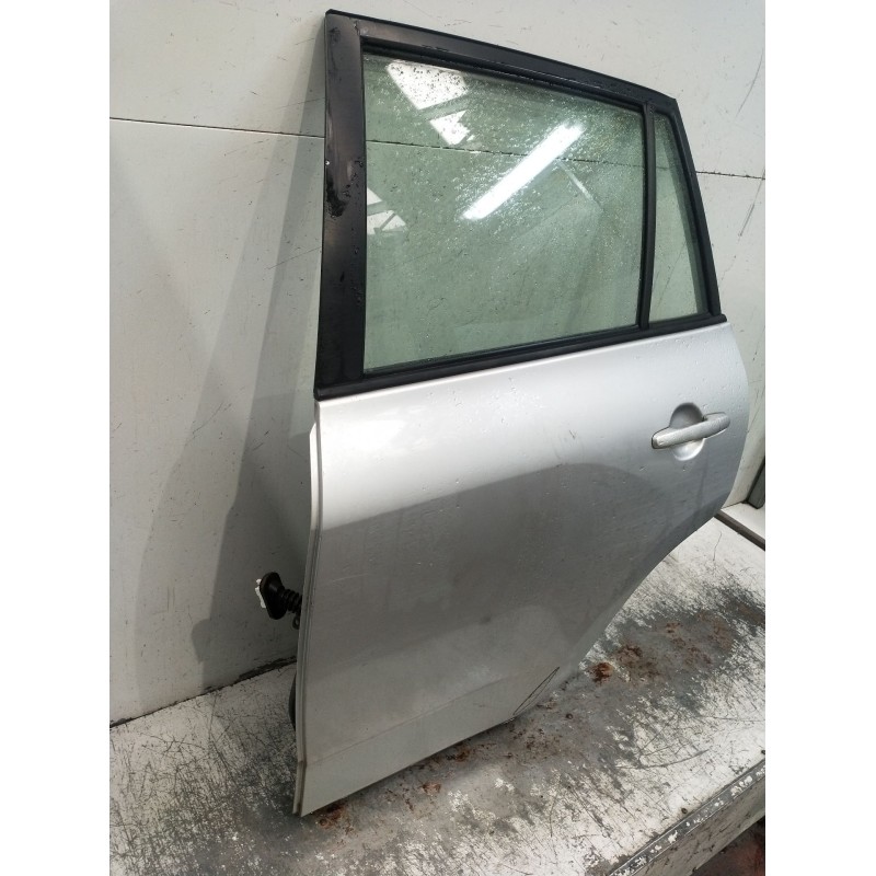 Recambio de puerta trasera izquierda para toyota rav 4 iii (_a3_) 2.2 d 4wd (ala30_) referencia OEM IAM  5P 