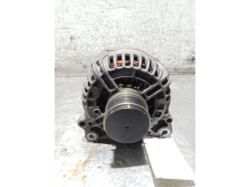 Recambio de alternador para audi a4 berlina (8e) 2.0 tdi 16v (103kw) referencia OEM IAM   