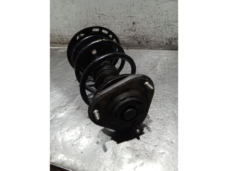Recambio de amortiguador delantero derecho para toyota rav 4 iii (_a3_) 2.2 d 4wd (ala30_) referencia OEM IAM   