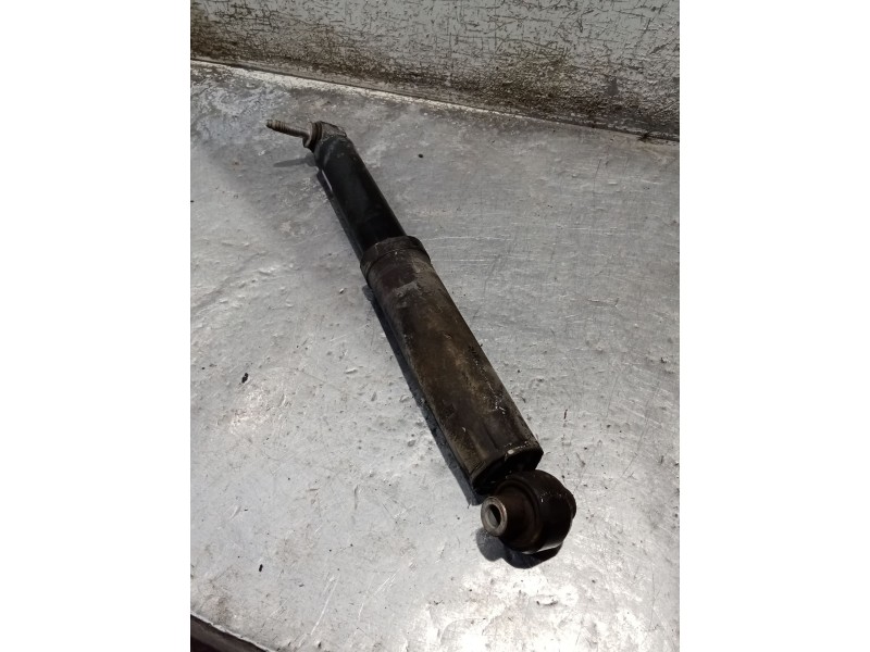 Recambio de amortiguador trasero derecho para nissan qashqai ii (j11, j11_) 1.2 dig-t referencia OEM IAM 562104FA2C  