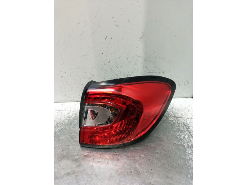 Recambio de piloto trasero derecho para renault captur dynamique referencia OEM IAM 0286314166  