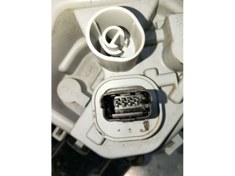 Recambio de piloto trasero izquierdo para renault captur dynamique referencia OEM IAM 0286304167  