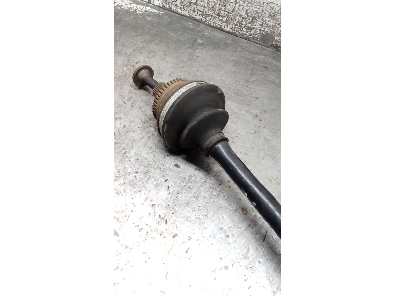 Recambio de transmision trasera izquierda para audi a4 b5 avant (8d5) s4 quattro referencia OEM IAM 8D0501203  