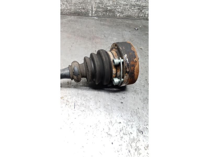 Recambio de transmision trasera izquierda para audi a4 b5 avant (8d5) s4 quattro referencia OEM IAM 8D0501203  