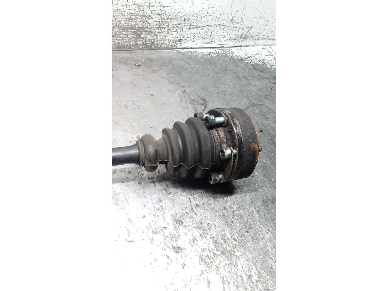 Recambio de transmision trasera derecha para audi a4 b5 avant (8d5) s4 quattro referencia OEM IAM 8D0501203  