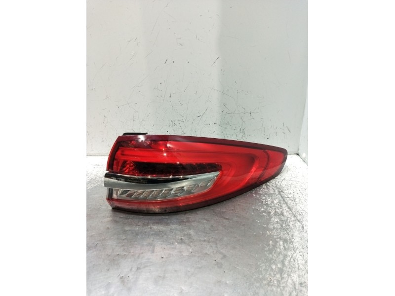 Recambio de piloto trasero derecho para ford mondeo v sedán (cd) 2.0 hybrid referencia OEM IAM CD391EICARCLRH4D  