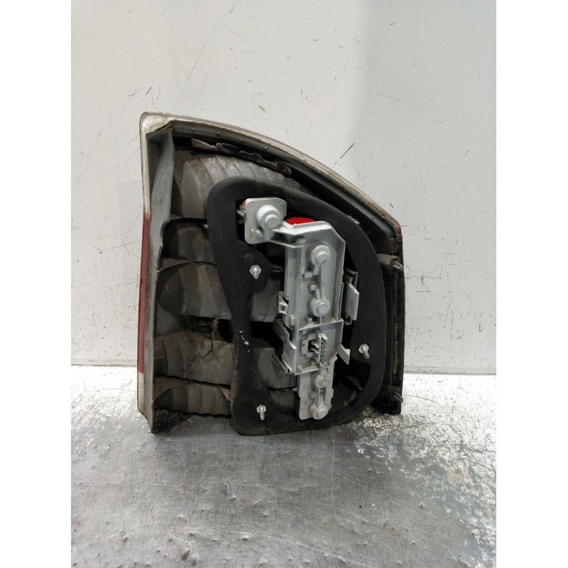 Recambio de piloto trasero izquierdo para opel vectra c berlina 3.0 v6 cdti cat (z 30 dt / ldh) referencia OEM IAM   