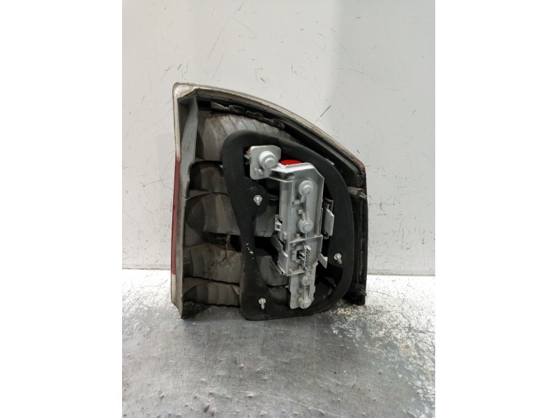 Recambio de piloto trasero izquierdo para opel vectra c berlina 3.0 v6 cdti cat (z 30 dt / ldh) referencia OEM IAM   