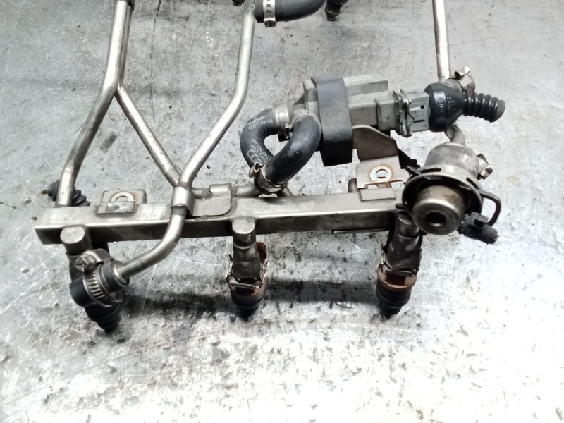 Recambio de rampa inyectora para audi a4 b5 avant (8d5) s4 quattro referencia OEM IAM   