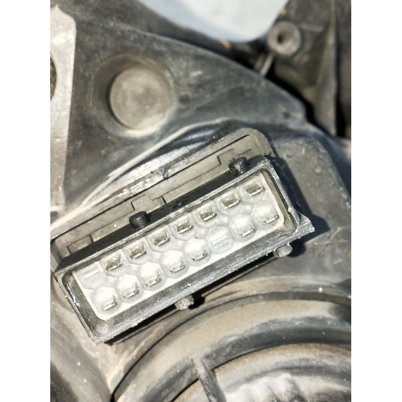 Recambio de faro izquierdo para opel vectra c berlina 3.0 v6 cdti cat (z 30 dt / ldh) referencia OEM IAM 13170924  