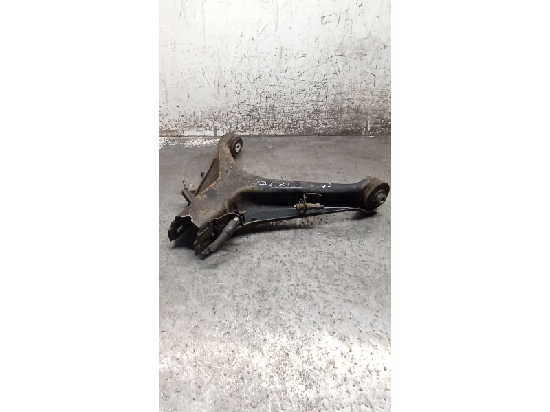 Recambio de brazo suspension inferior trasero derecho para audi a4 b5 avant (8d5) s4 quattro referencia OEM IAM   
