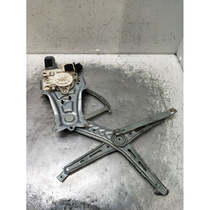 Recambio de elevalunas delantero izquierdo para opel vectra c berlina 3.0 v6 cdti cat (z 30 dt / ldh) referencia OEM IAM 1137328