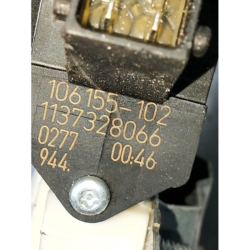 Recambio de elevalunas delantero izquierdo para opel vectra c berlina 3.0 v6 cdti cat (z 30 dt / ldh) referencia OEM IAM 1137328