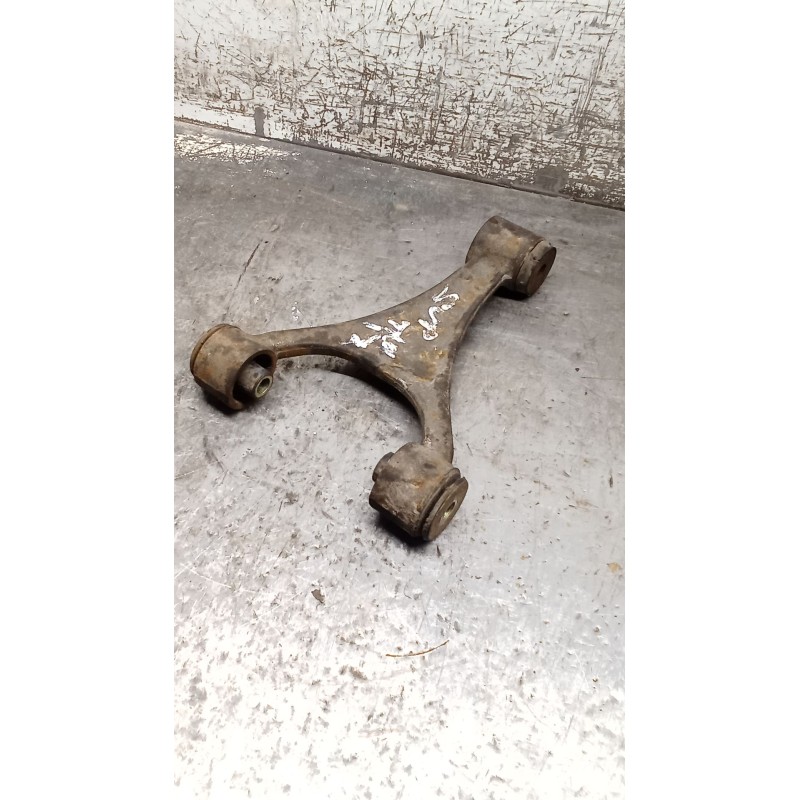 Recambio de brazo suspension superior trasero izquierdo para audi a4 b5 avant (8d5) s4 quattro referencia OEM IAM   