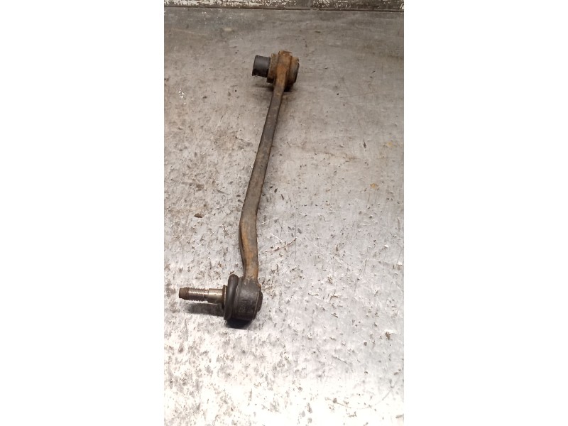 Recambio de brazo suspension superior trasero izquierdo para audi a4 b5 avant (8d5) s4 quattro referencia OEM IAM   