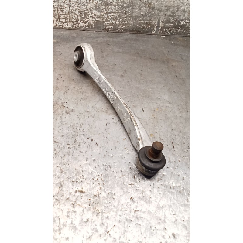 Recambio de brazo suspension superior delantero derecho para audi a4 b5 avant (8d5) s4 quattro referencia OEM IAM   