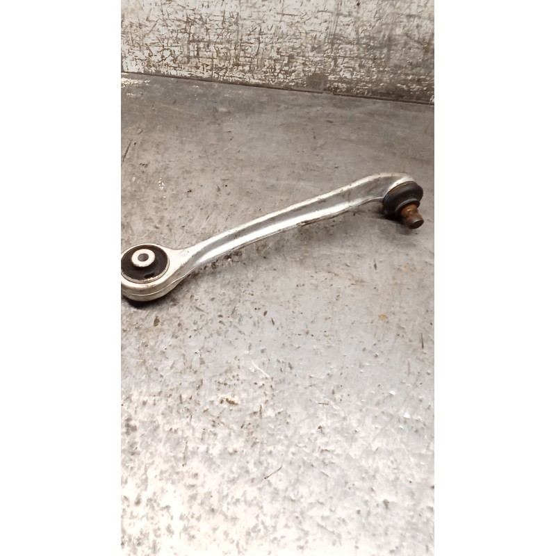 Recambio de brazo suspension superior delantero derecho para audi a4 b5 avant (8d5) s4 quattro referencia OEM IAM   