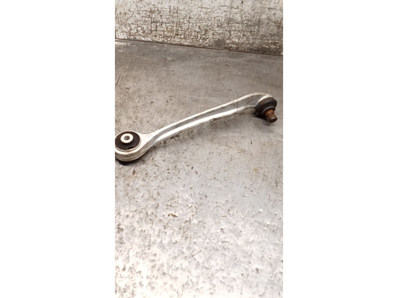Recambio de brazo suspension superior delantero derecho para audi a4 b5 avant (8d5) s4 quattro referencia OEM IAM   