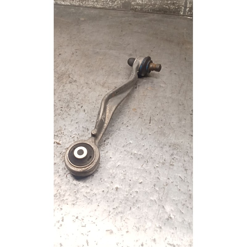 Recambio de brazo suspension superior delantero izquierdo para audi a4 b5 avant (8d5) s4 quattro referencia OEM IAM   
