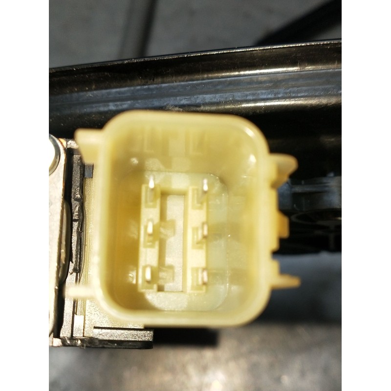 Recambio de elevalunas delantero izquierdo para ford mondeo v sedán (cd) 2.0 hybrid referencia OEM IAM DS73F23201BG  4P