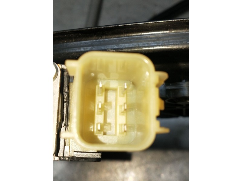 Recambio de elevalunas delantero izquierdo para ford mondeo v sedán (cd) 2.0 hybrid referencia OEM IAM DS73F23201BG  4P