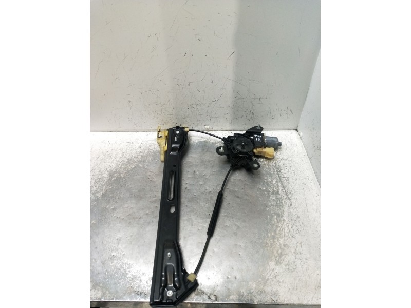 Recambio de elevalunas trasero izquierdo para ford mondeo v sedán (cd) 2.0 hybrid referencia OEM IAM DS73F27001BG  4P