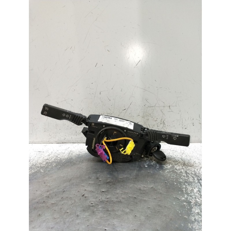 Recambio de mando luces para opel vectra c berlina 3.0 v6 cdti cat (z 30 dt / ldh) referencia OEM IAM 13204146  