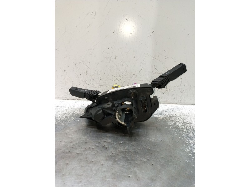 Recambio de mando luces para opel vectra c berlina 3.0 v6 cdti cat (z 30 dt / ldh) referencia OEM IAM 13204146  