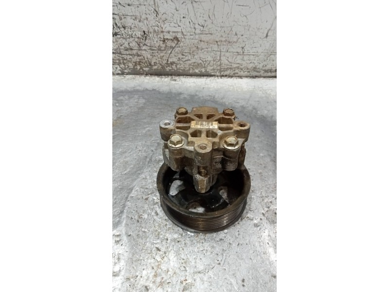 Recambio de bomba direccion para land rover discovery v6 td s referencia OEM IAM QVB500400  