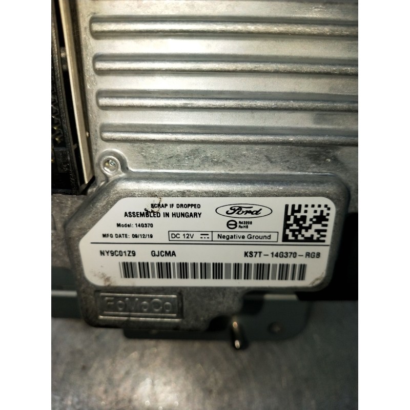 Recambio de pantalla multifuncion para ford mondeo v sedán (cd) 2.0 hybrid referencia OEM IAM KS7T14G370RGB NY9C01Z9 GJCMA