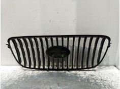 Recambio de rejilla delantera para kia picanto 1.1 ex referencia OEM IAM    2