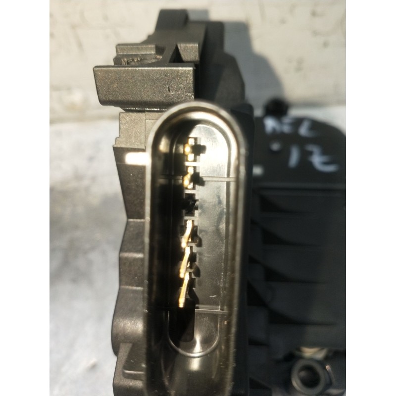 Recambio de motor cierre centralizado delantero izquierdo para ford mondeo v sedán (cd) 2.0 hybrid referencia OEM IAM BM5AA21811