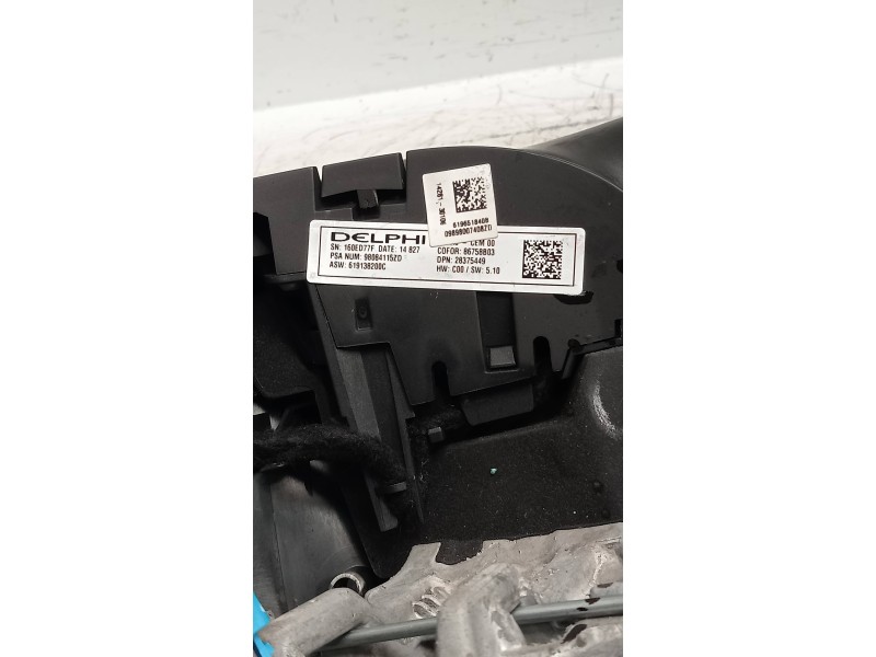 Recambio de volante para peugeot 2008 (--.2013) allure referencia OEM IAM 98084115ZD 86758B03 