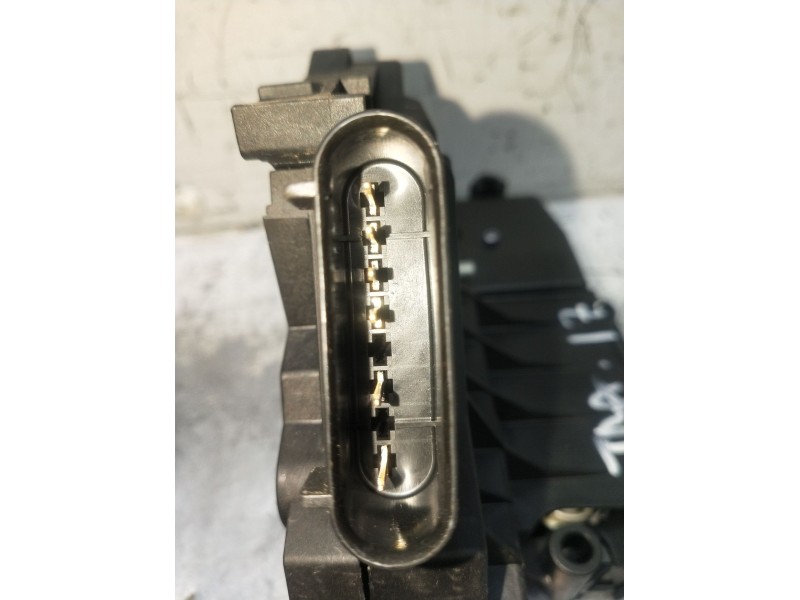 Recambio de motor cierre centralizado trasero izquierdo para ford mondeo v sedán (cd) 2.0 hybrid referencia OEM IAM BM5AA26413CG