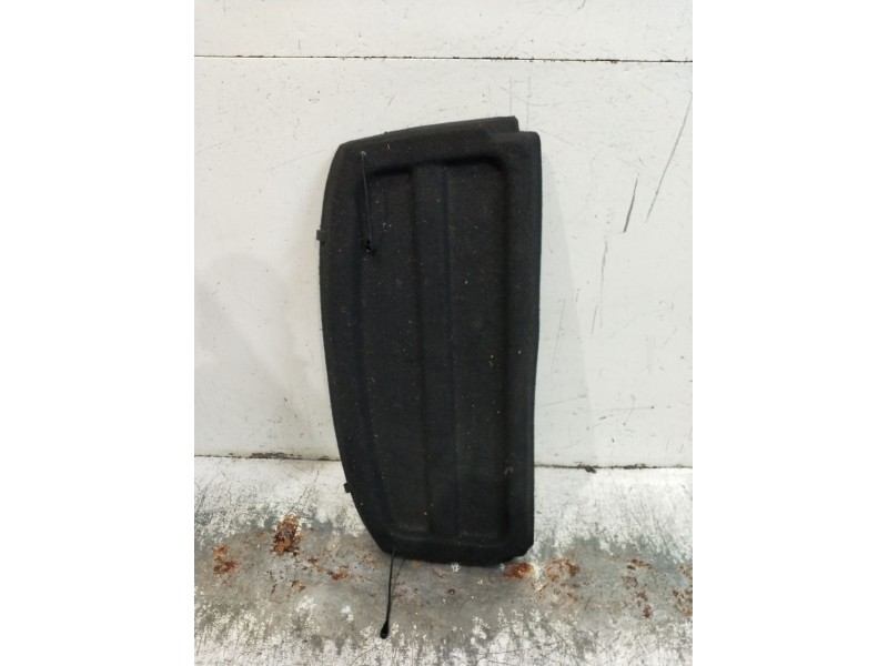 Recambio de bandeja trasera para renault captur dynamique referencia OEM IAM   